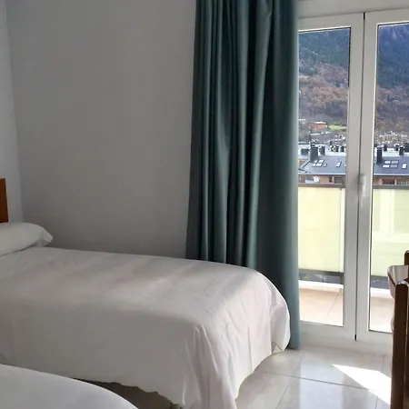 Artic Otel 3*